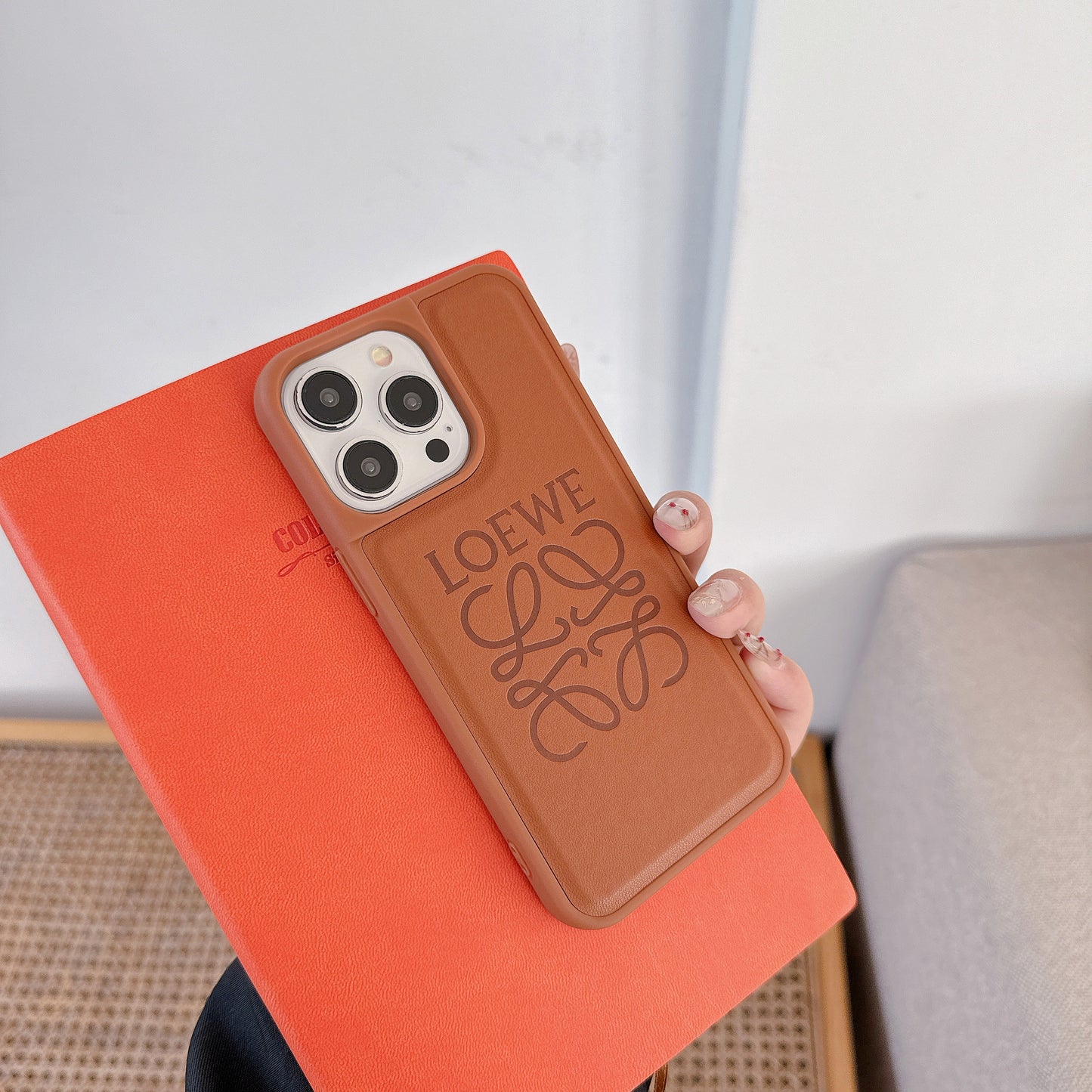 LE iPhone Case With Brown-NYK251519