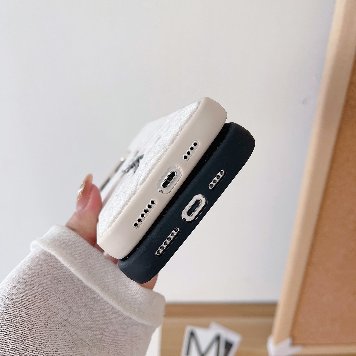YL iPhone Case Black-MRK250515