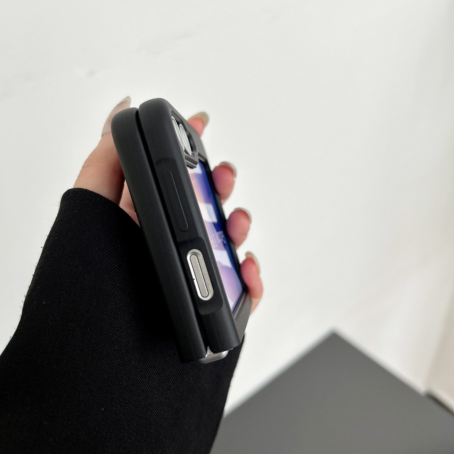 Puffer Samsung Galaxy Z Flip Series Case Black -BMZ251716