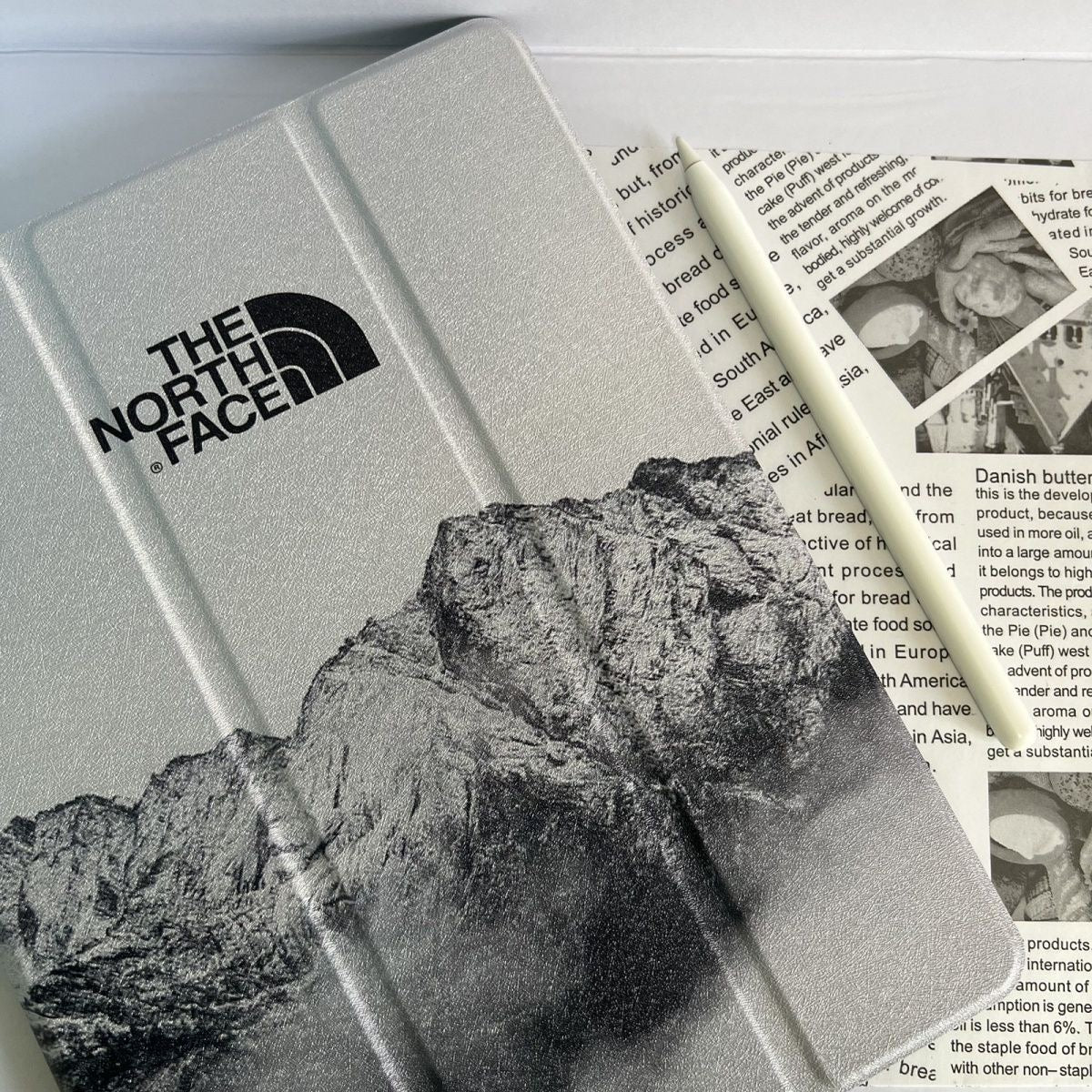 Snow Mountain TNF iPad Case Black -XSP251856