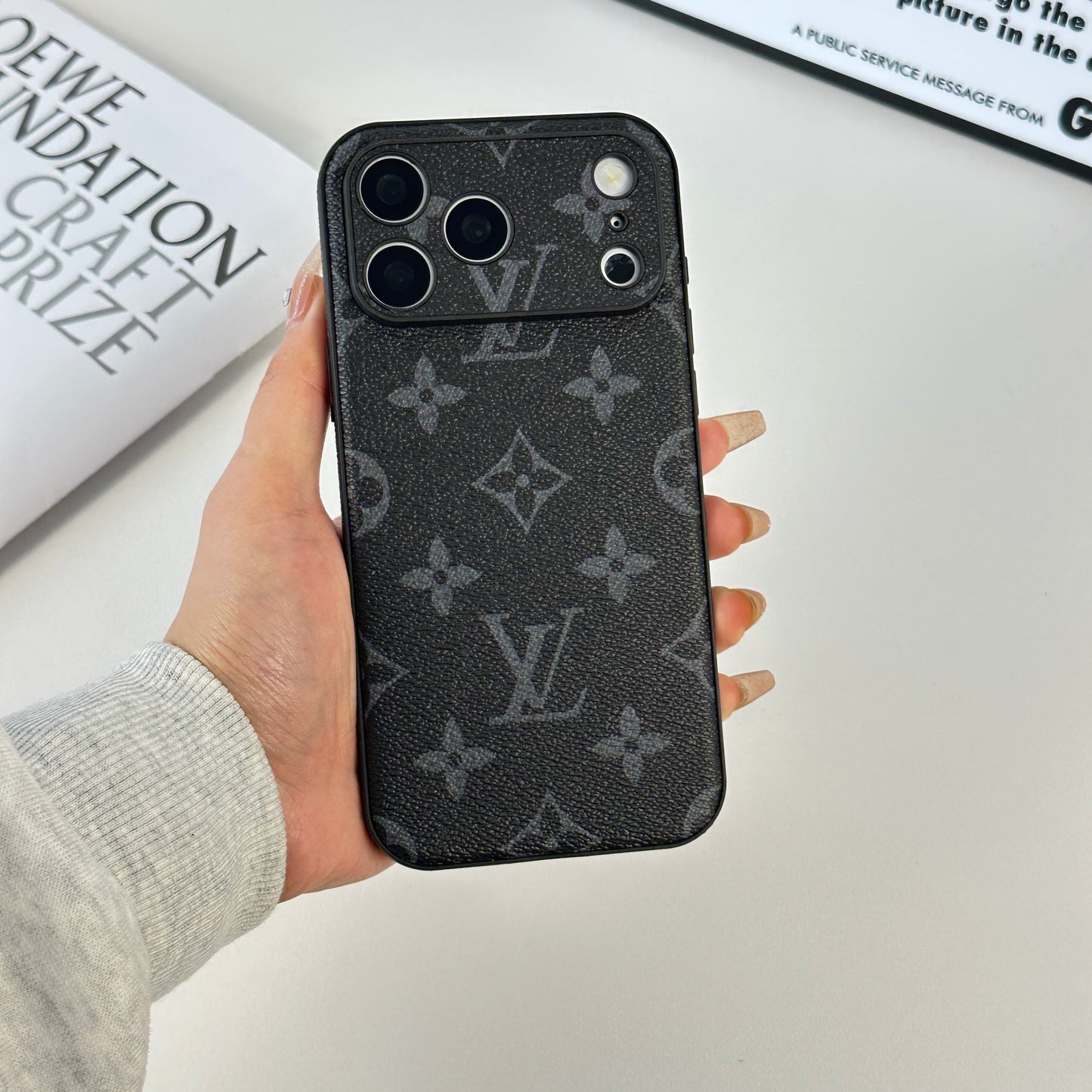 Luxury Monogram iPhone Case For iPhone 17 Series-CYLV061