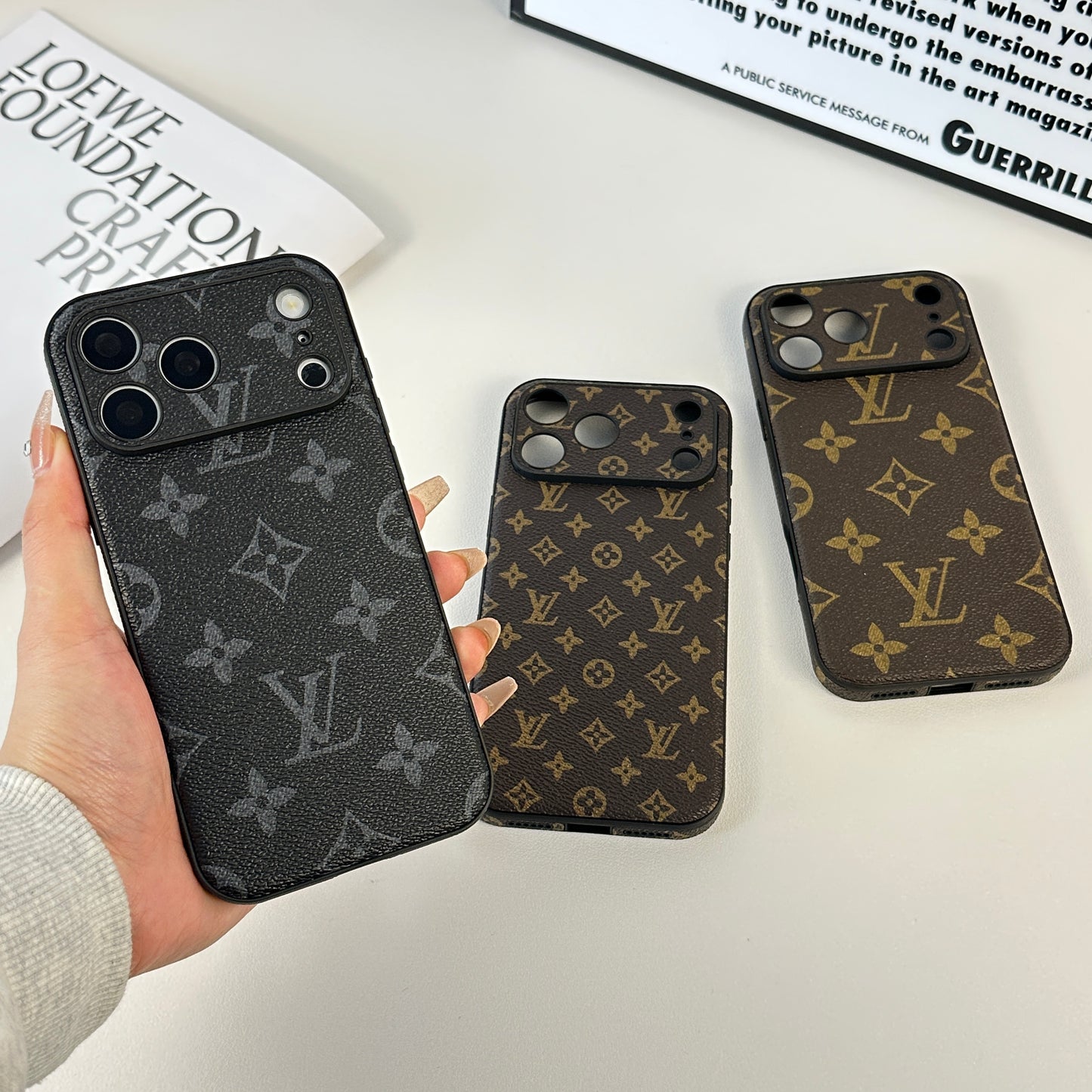 Luxury Monogram iPhone Case For iPhone 17 Series-CYLV061