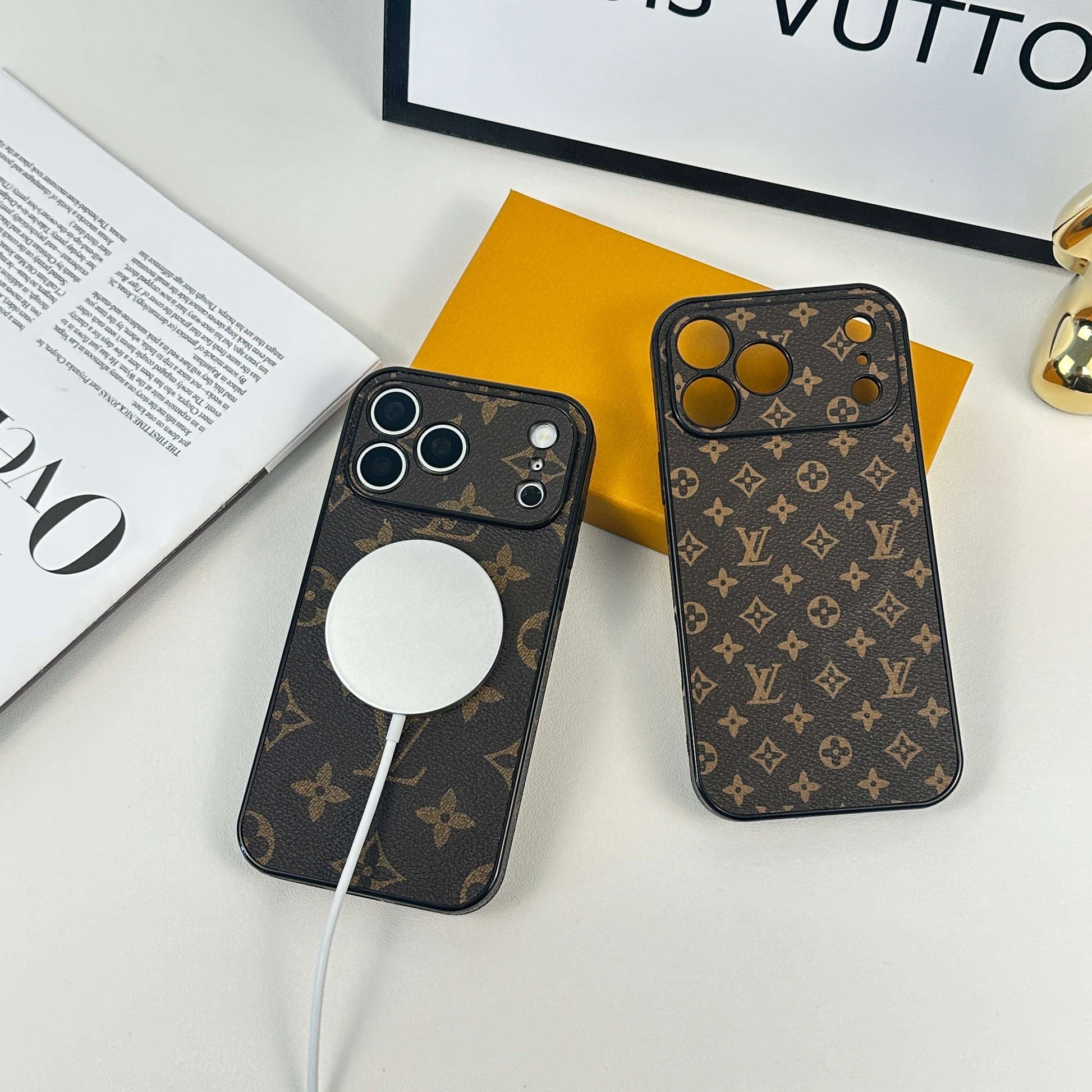 Classic Leather Monogram Magnetic iPhone Case（Compatible With Magsafe）For iPhone 17 Series-CYLV034