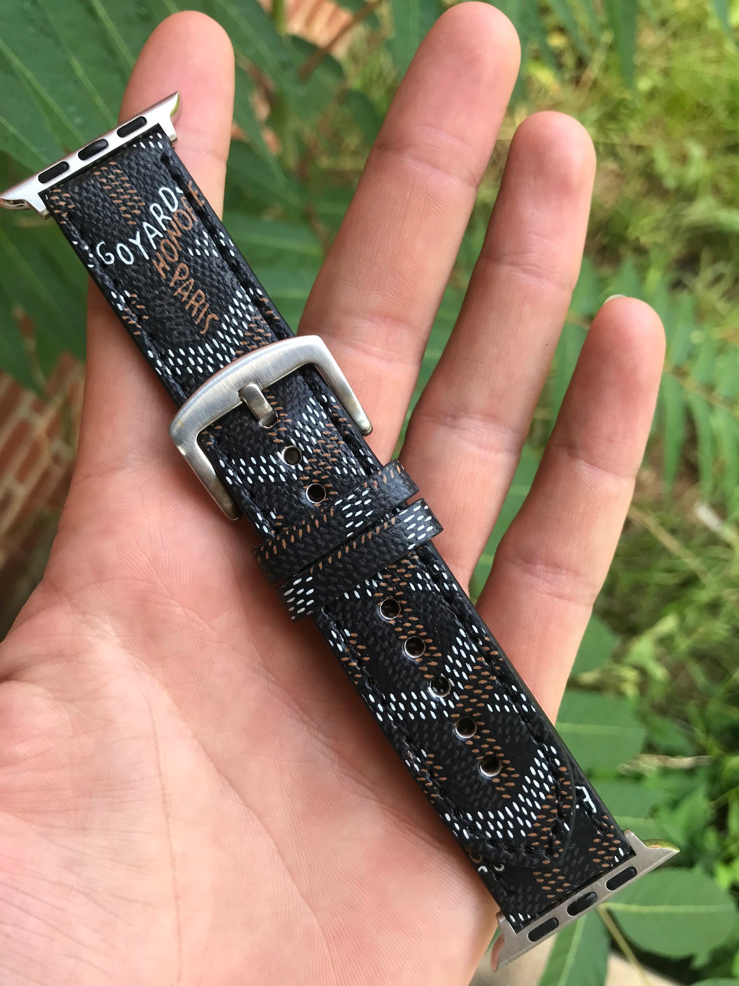 Luxury Leather GD Apple Watch Band Black-GBD251502