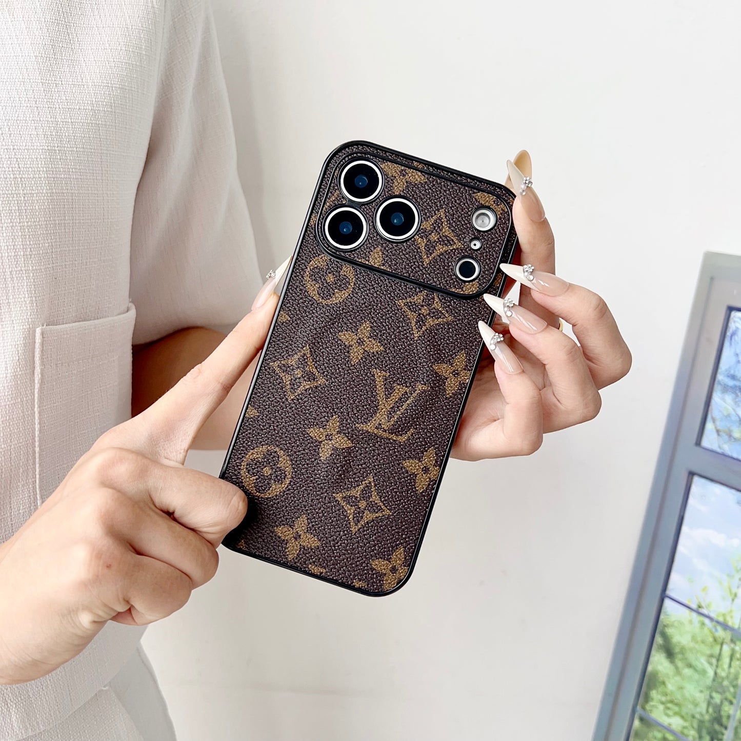 Premium Leather Monogram iPhone Case （Magsafe） For iPhone 17 Series-CYLV017