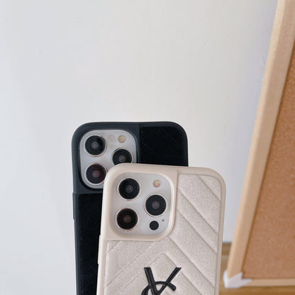YL iPhone Case Black-MRK250515