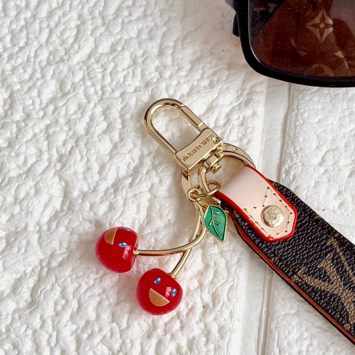 Monogram Colored Leather Key Strap-CYLV212
