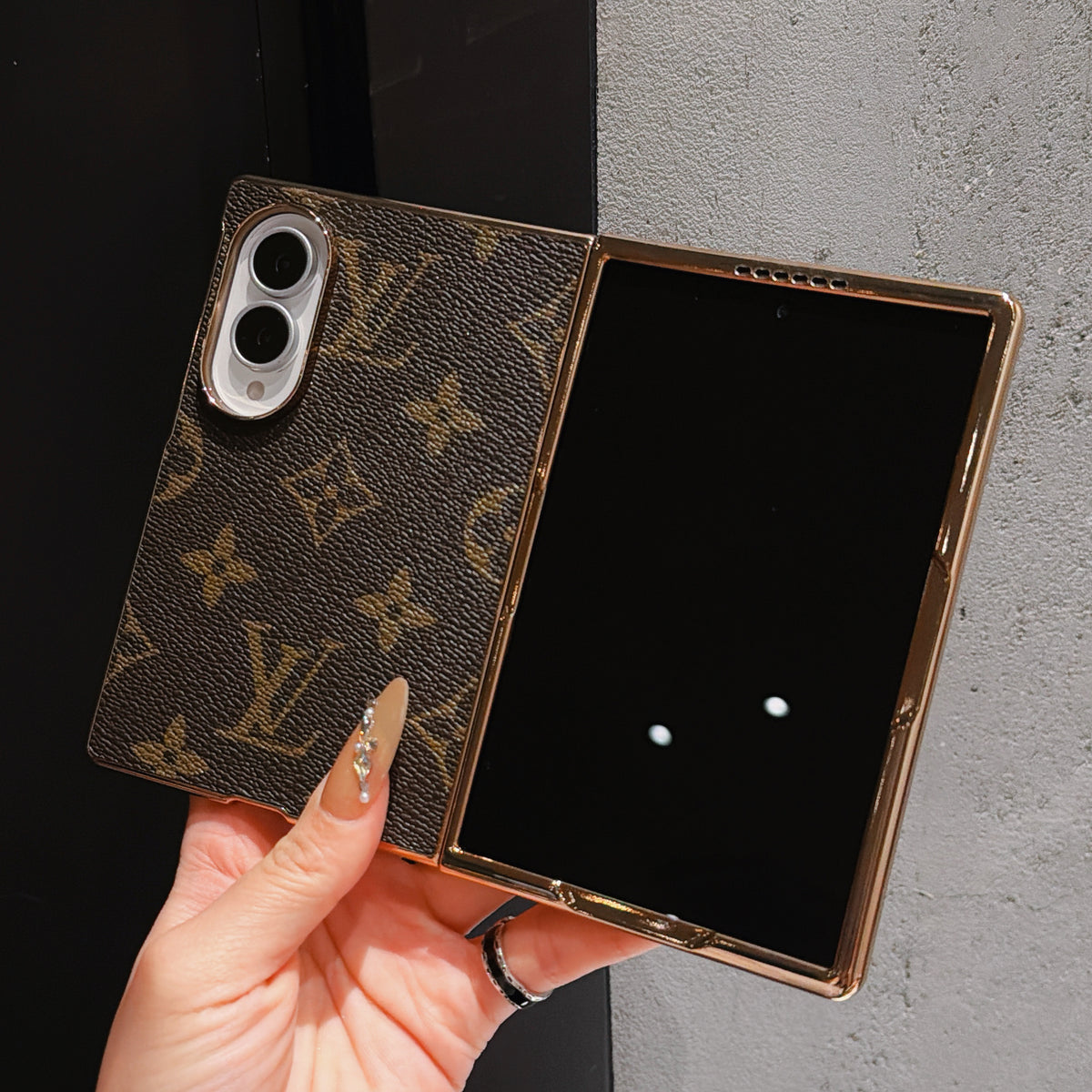 Elegant Monogram Samsung Galaxy Z Fold Series Case-CYLV205