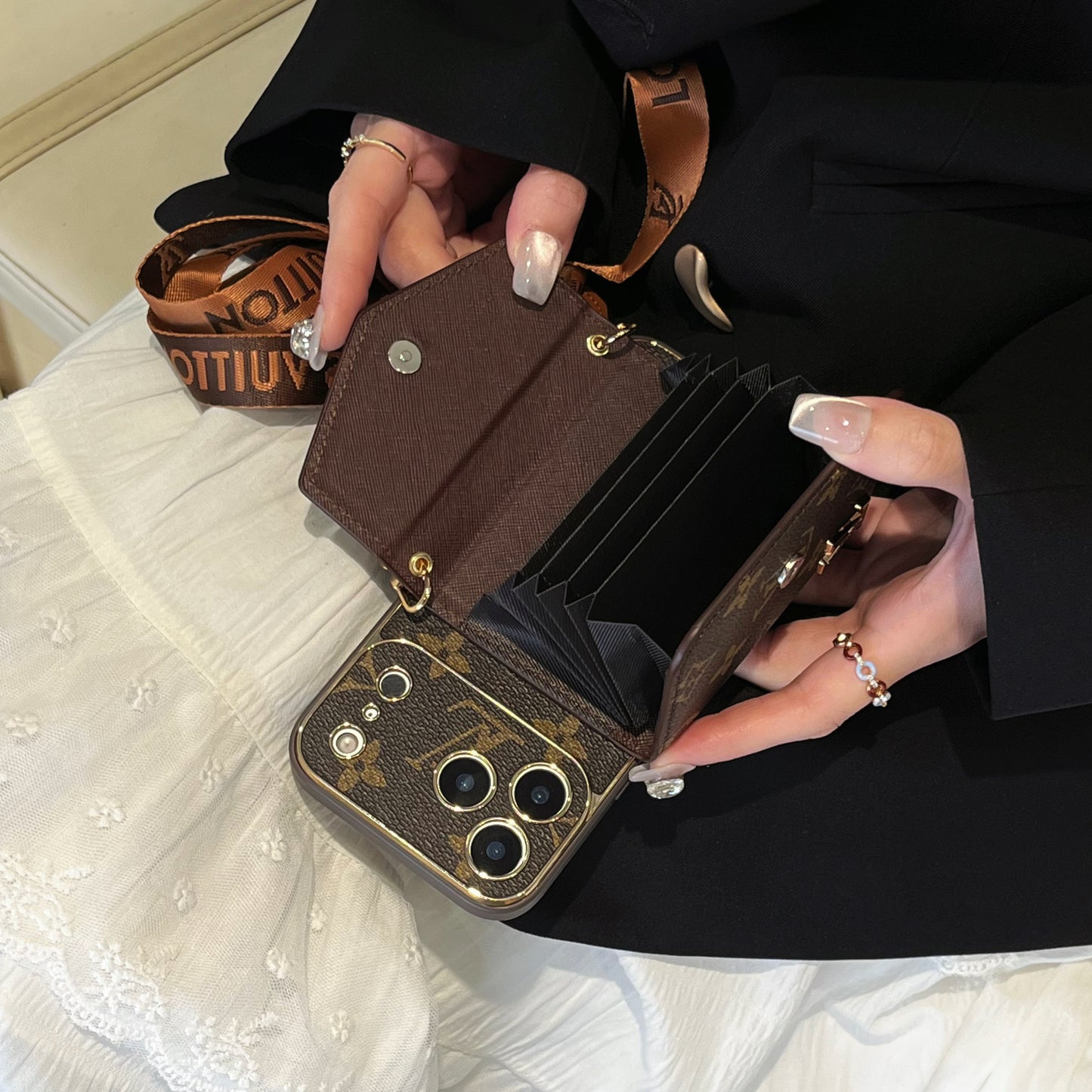 Stylish GG iPhone Case With Wallet And Crossbody Strap For iPhone 17 Series-CYGG001