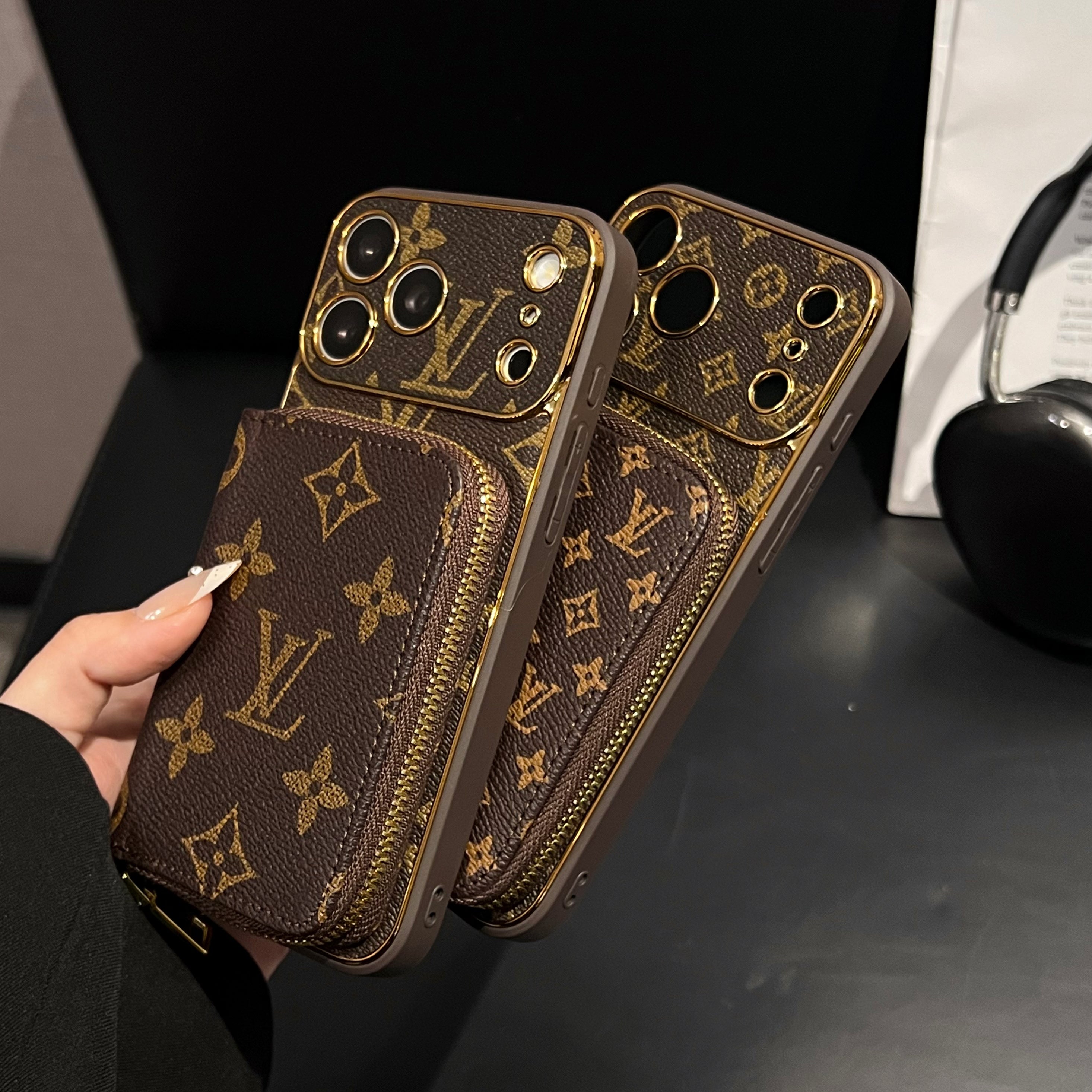 High-quality  Monogram iPhone Case With Wallet  For iPhone 17 Series-CYLV146