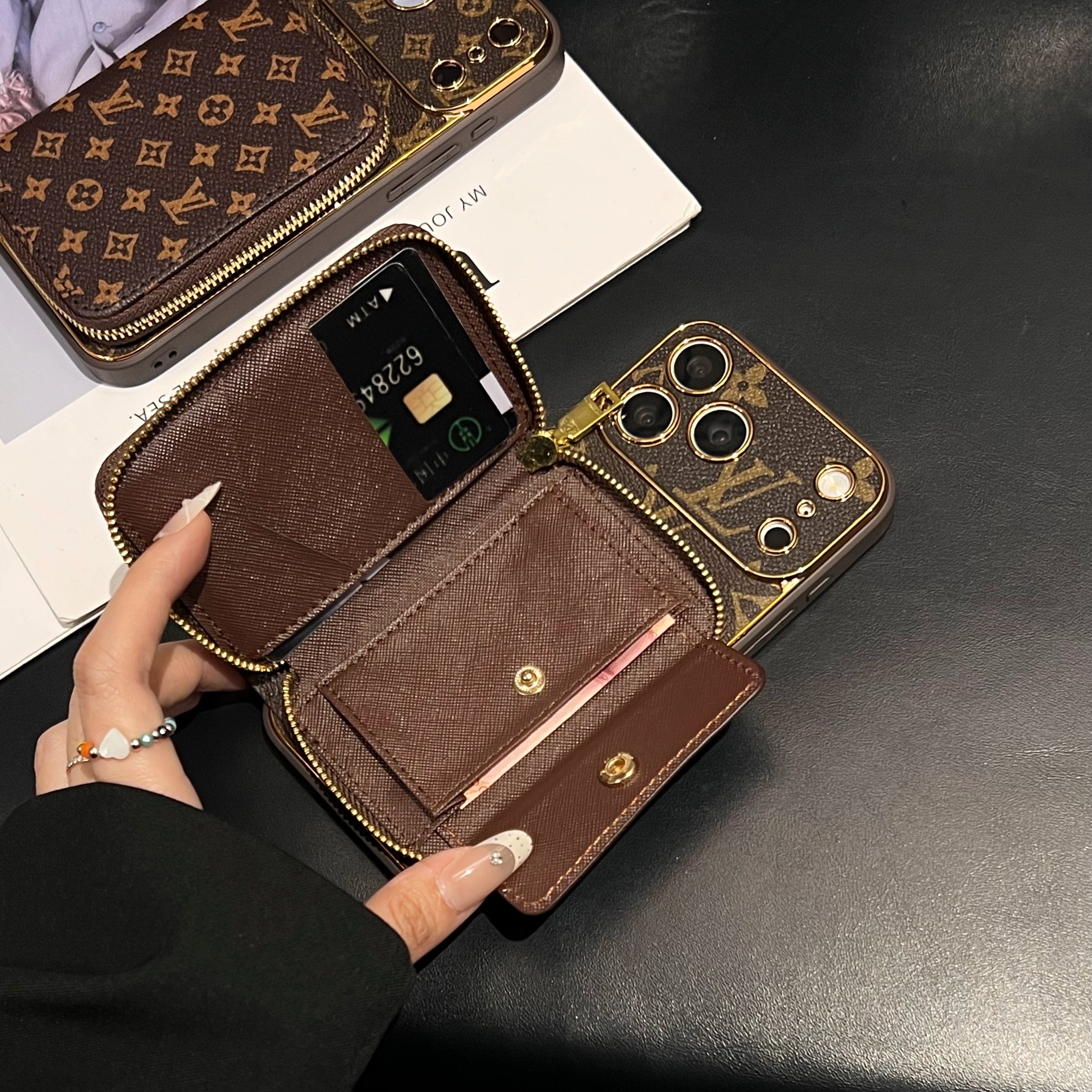 High-quality  Monogram iPhone Case With Wallet  For iPhone 17 Series-CYLV146