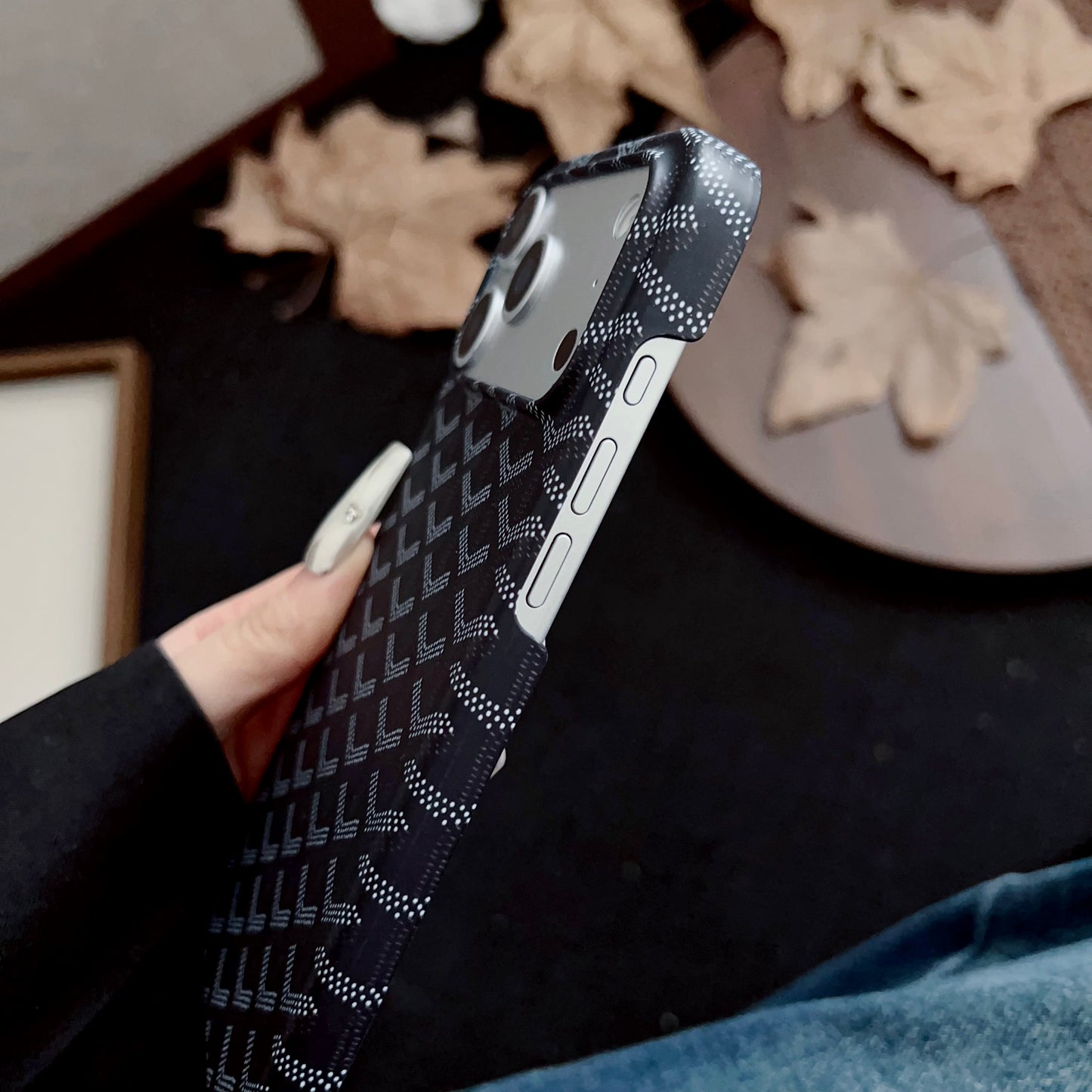 Elegant GD iPhone Case Black For iPhone 17 Series-CYGD011