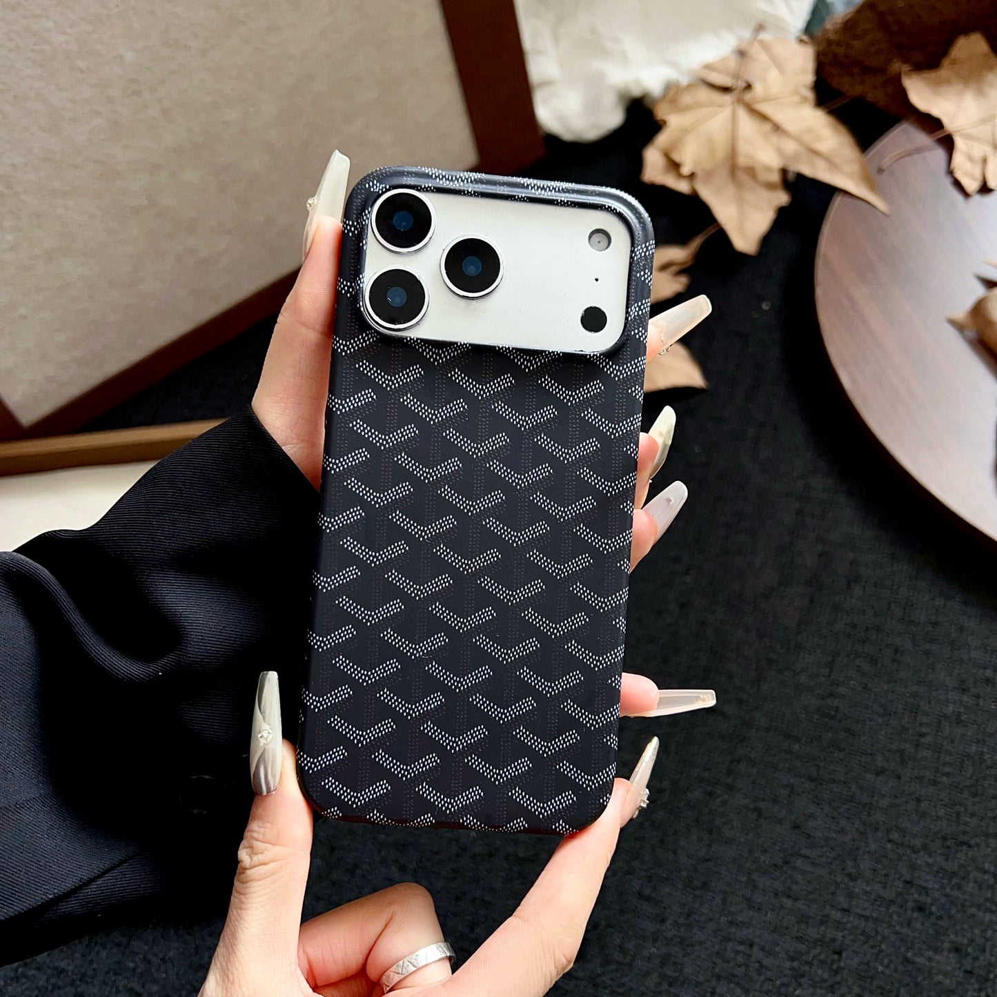 Elegant GD iPhone Case Black For iPhone 17 Series-CYGD011