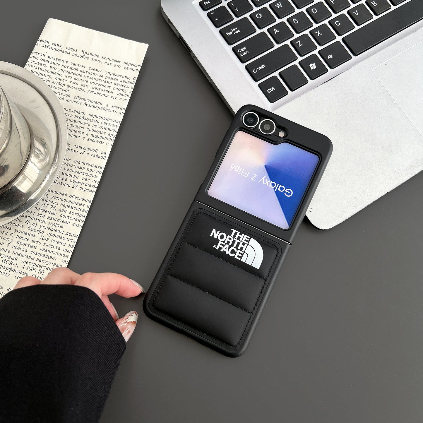 Puffer Samsung Galaxy Z Flip Series Case  Black -BMZ251716