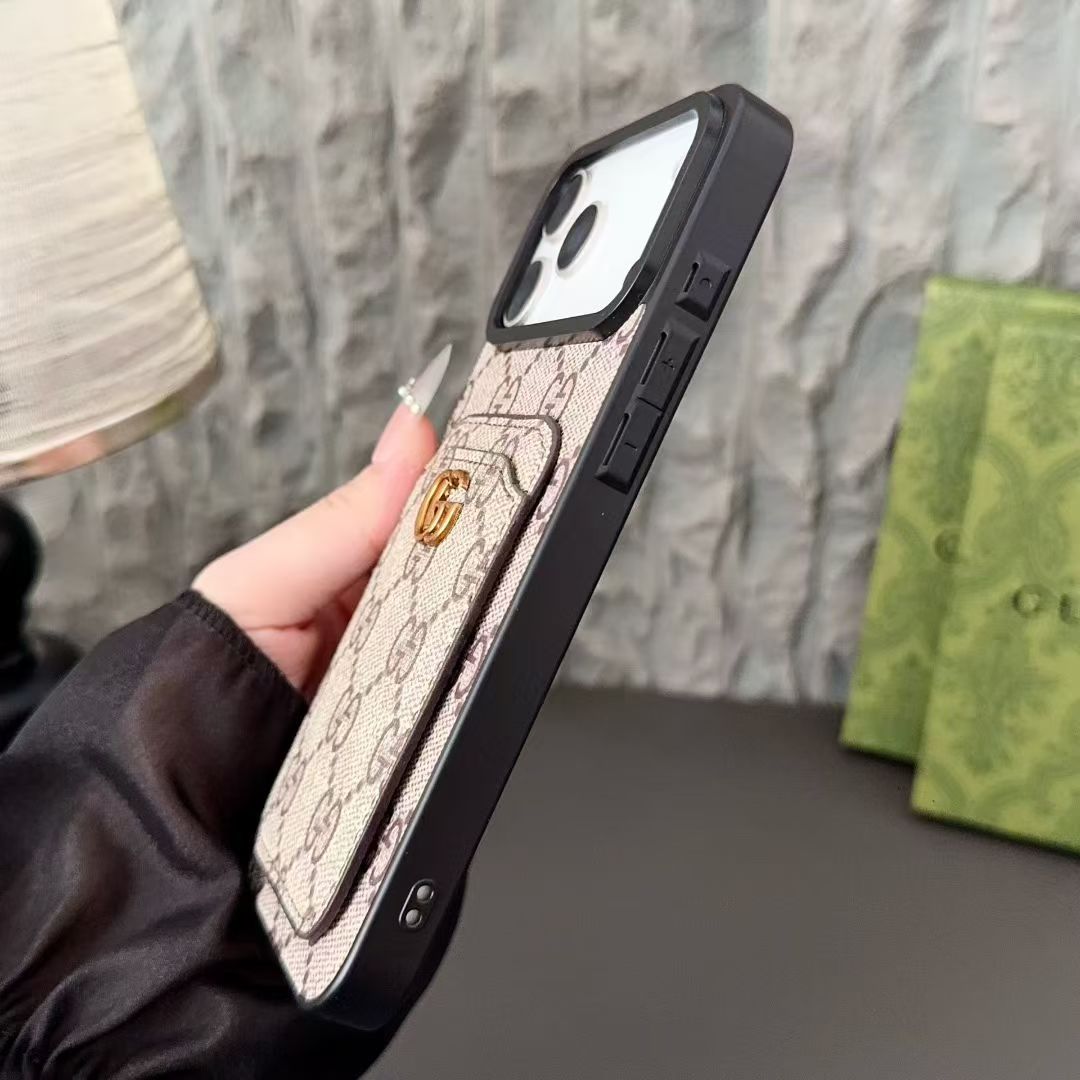Classic GG iPhone Case With Card Holder For iPhone 17 Series-CYGG140