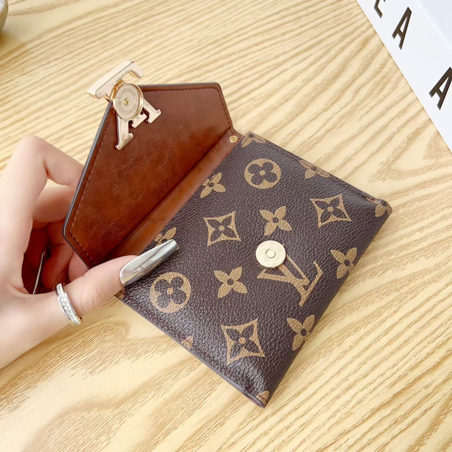 Leather Monogram Card Wallet-CYLV174