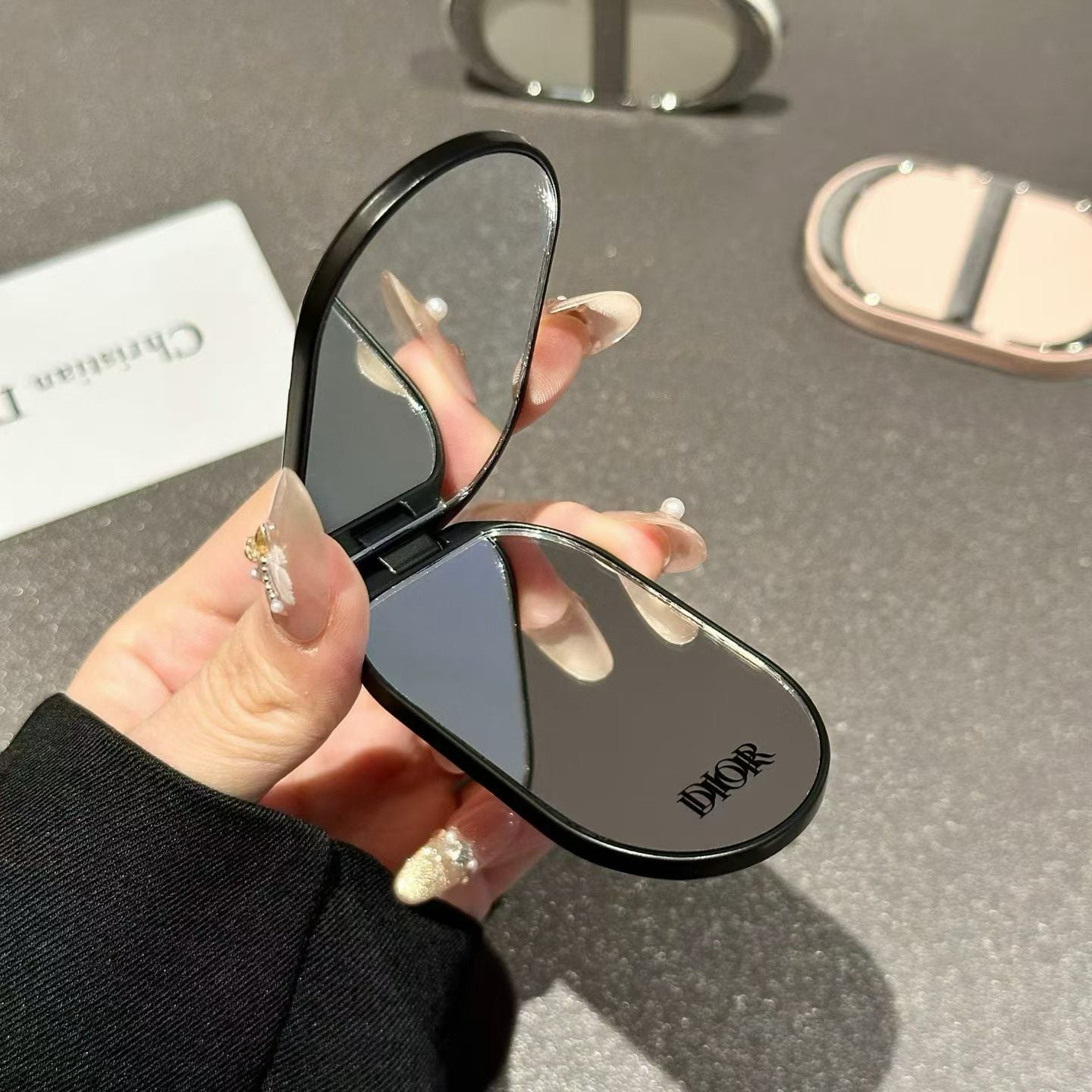 CD Makeup Mirror Phone Holder-CYCD175