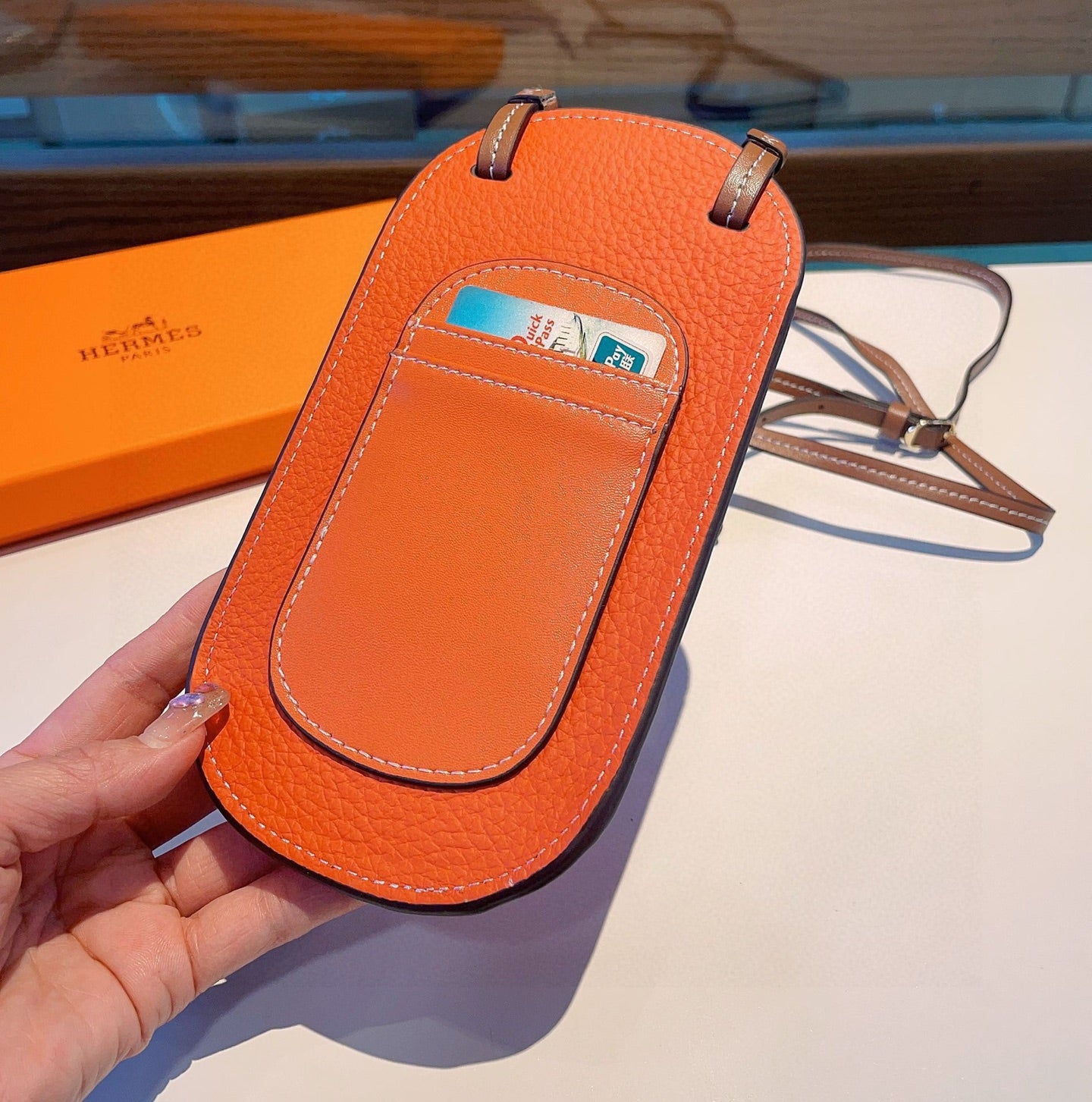 Elegant Leather H Crossbody Phone Purse-CYH157
