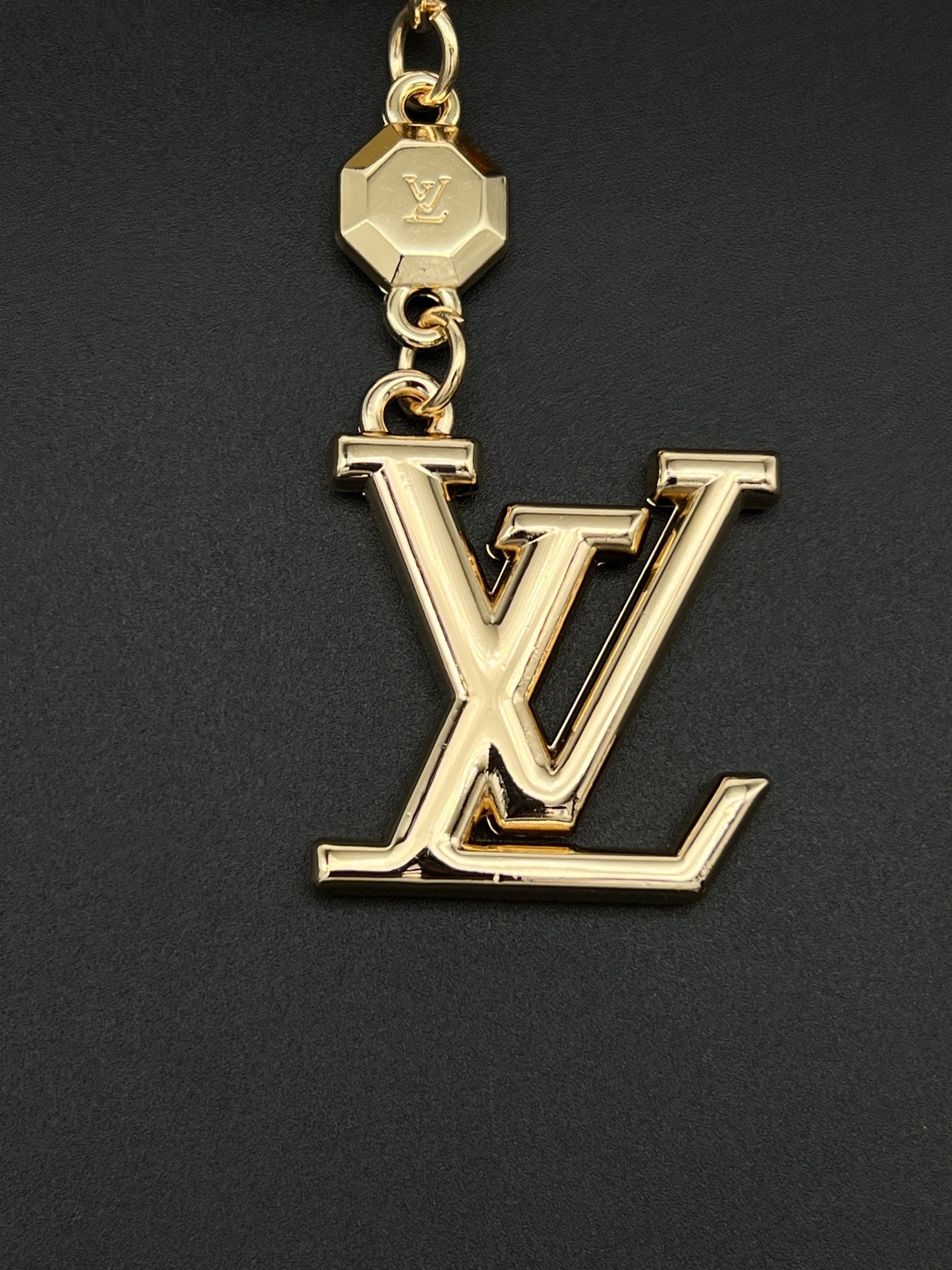Monogram Keychain Pendant-CYLV180