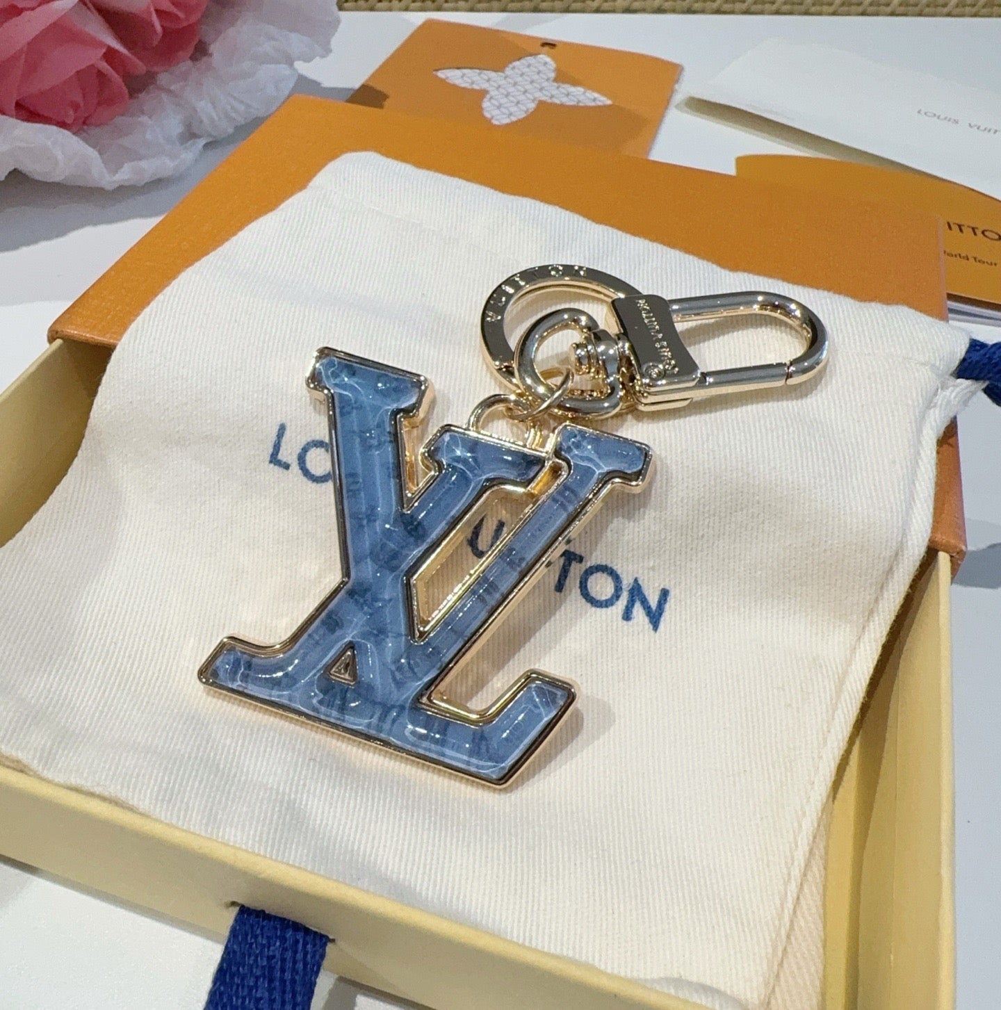 Monogram  Key Ring Charm-CYLV181