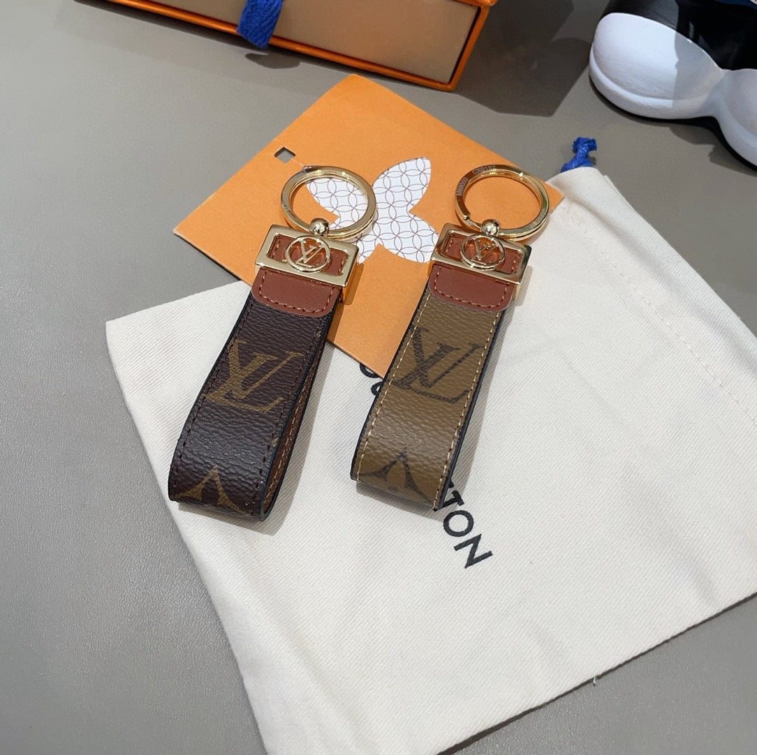 Monogram Classic Pattern Wrist Keychain-CYLV183