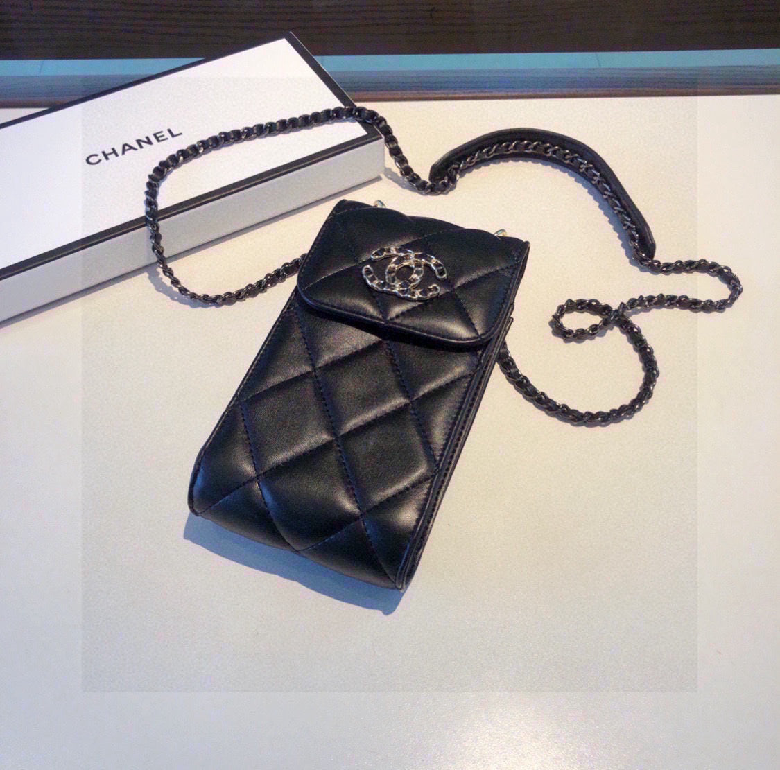 Elegant Leather CC Crossbody Phone Bag-CYCC188