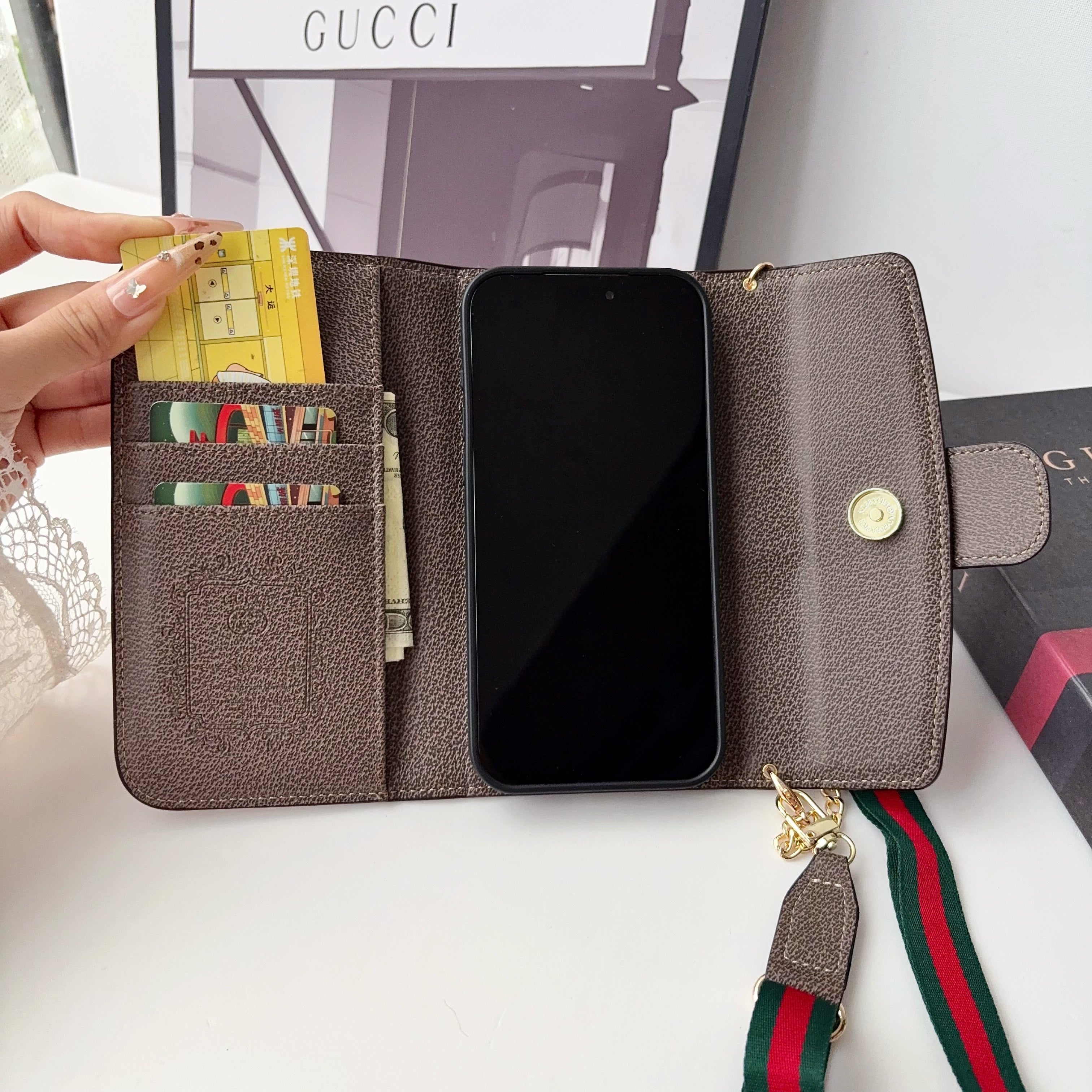 Classic Leather GG iPhone Case With Flip Wallet And Crossbody Strap-CYGG191