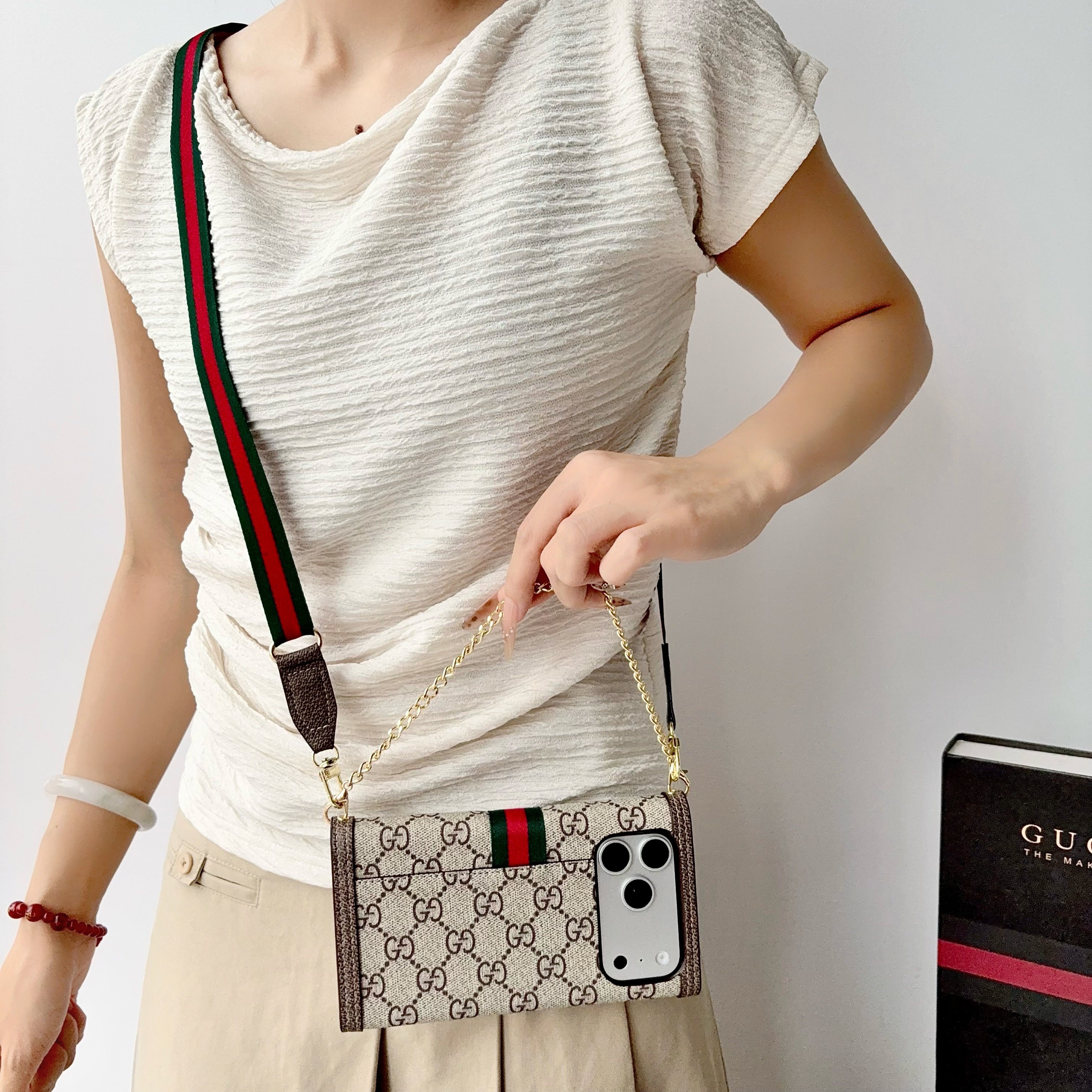 Classic Leather GG iPhone Case With Flip Wallet And Crossbody Strap-CYGG191