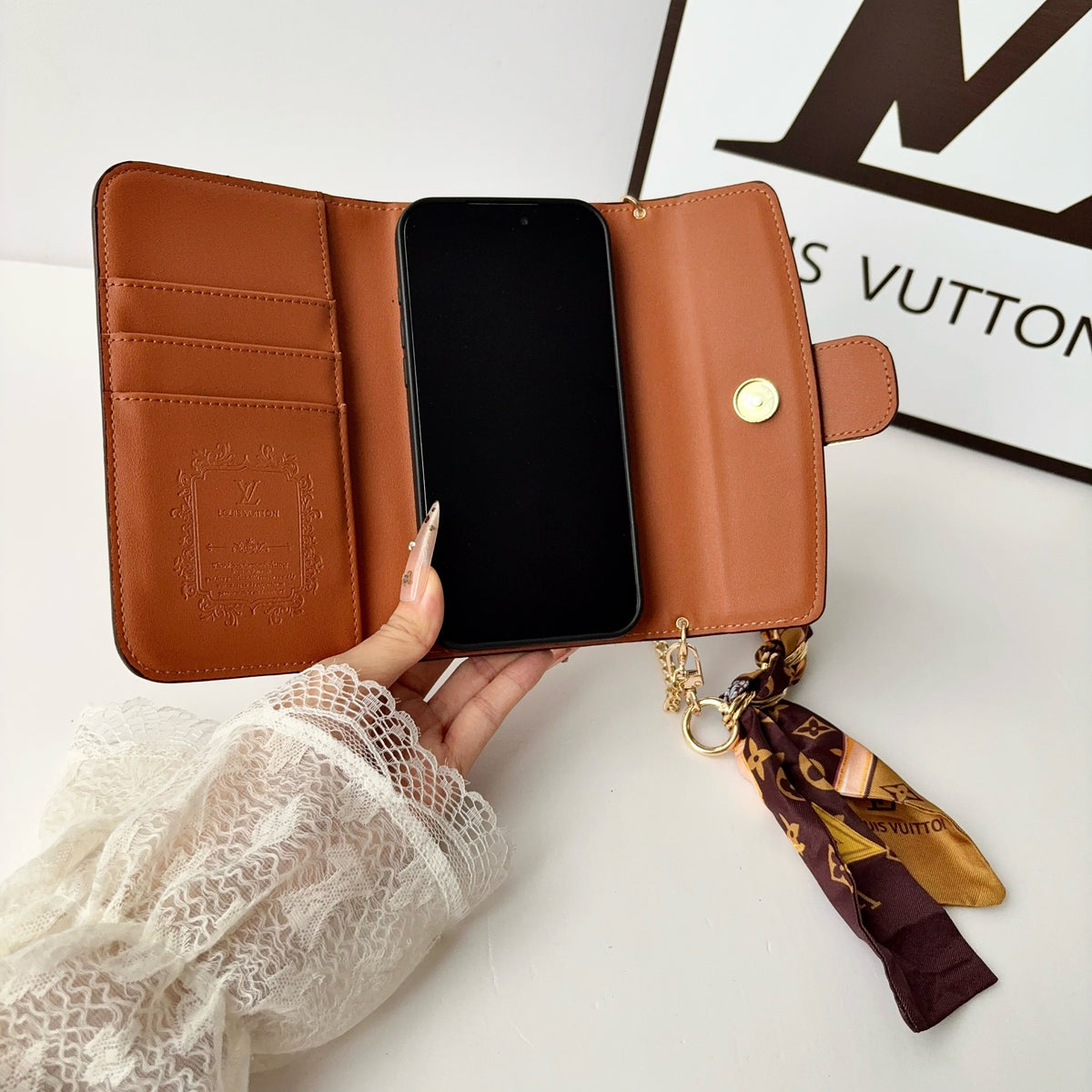 High-quality Leather Monogram iPhone Case With Flip Wallet And Chain-CYLV192