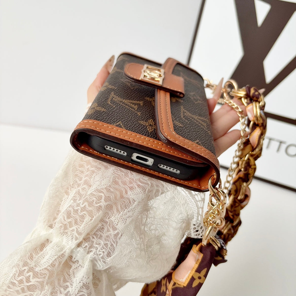 High-quality Leather Monogram iPhone Case With Flip Wallet And Chain-CYLV192