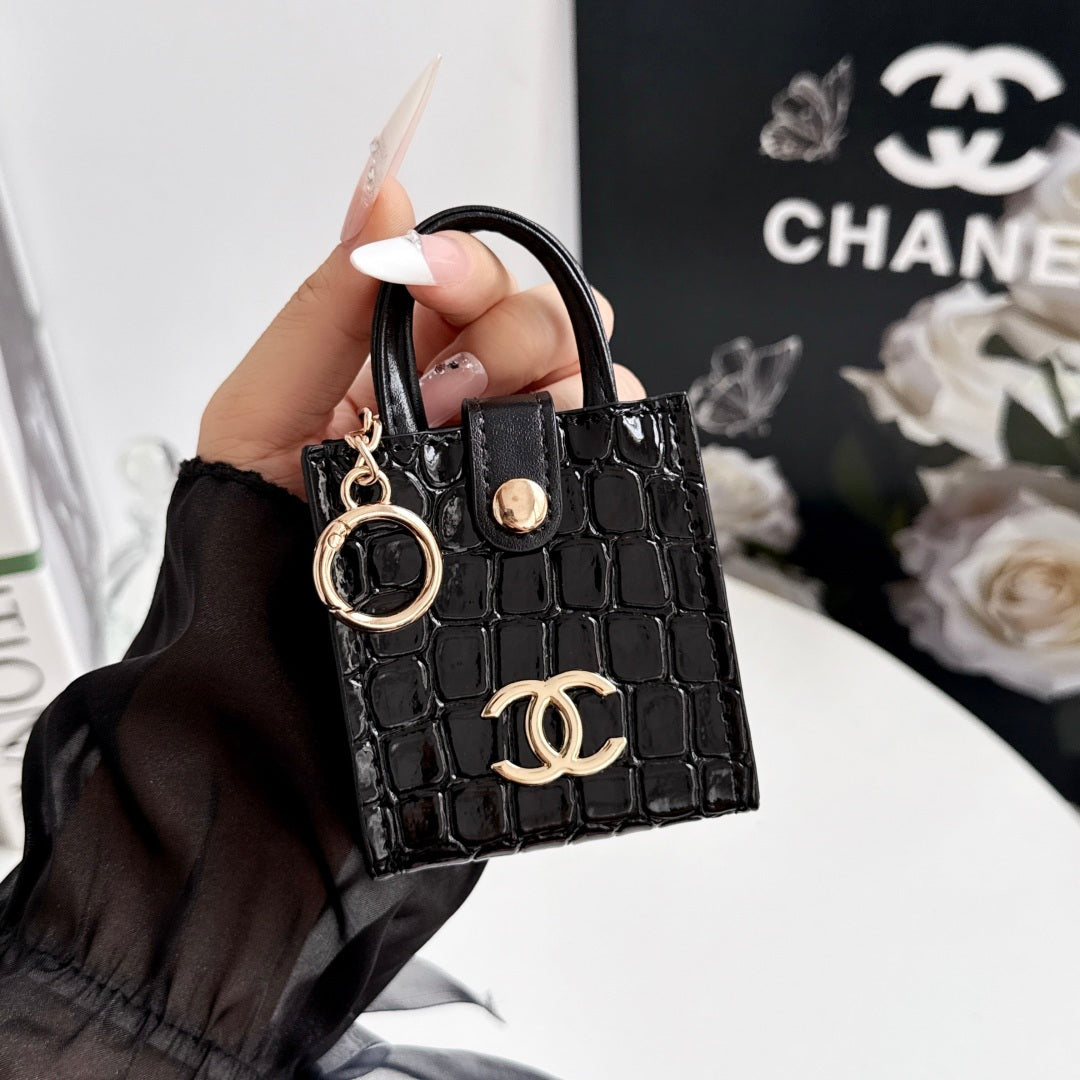 Premium CC AirPods Cases Black-CYCC200