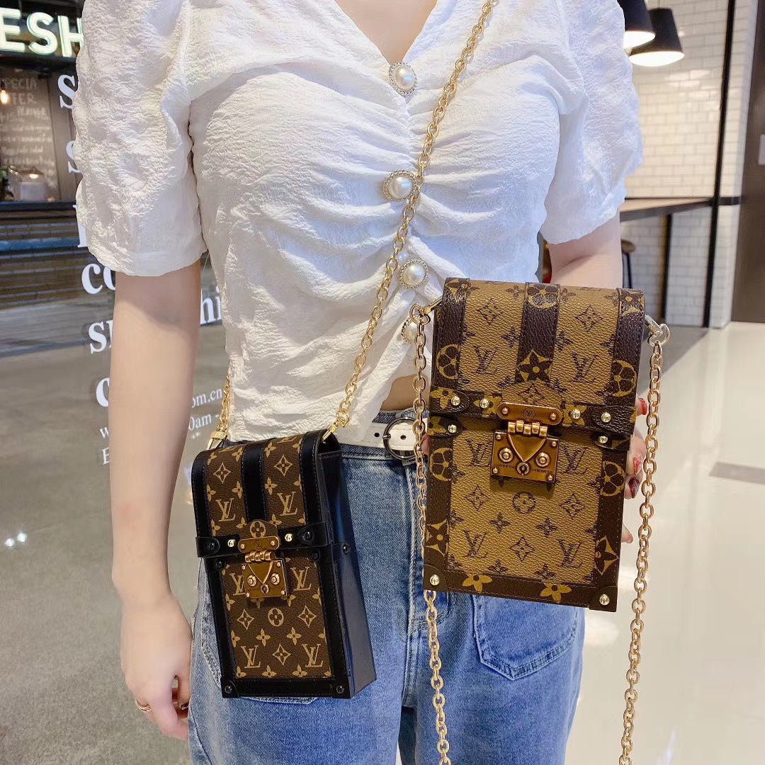 High-quality Monogram Phone Bag with Gold Chain Strap-CYLV229
