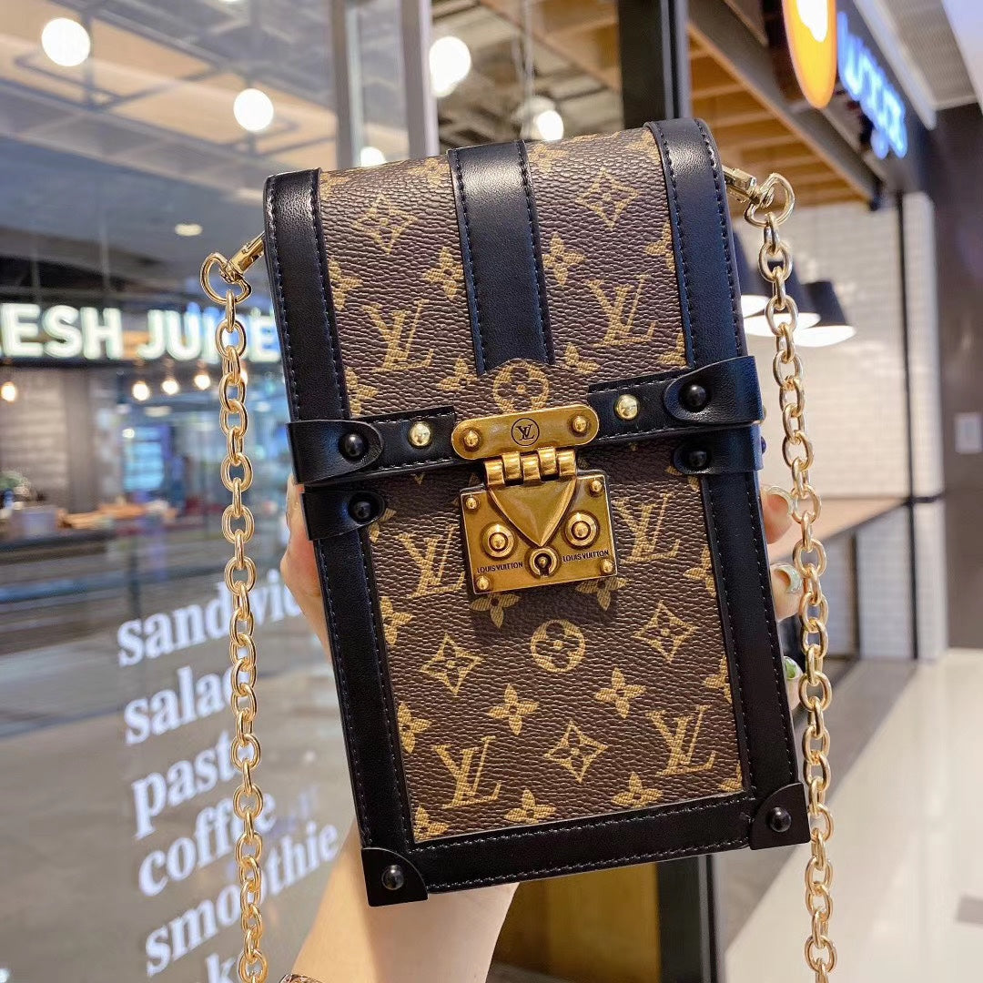 High-quality Monogram Phone Bag with Gold Chain Strap-CYLV229